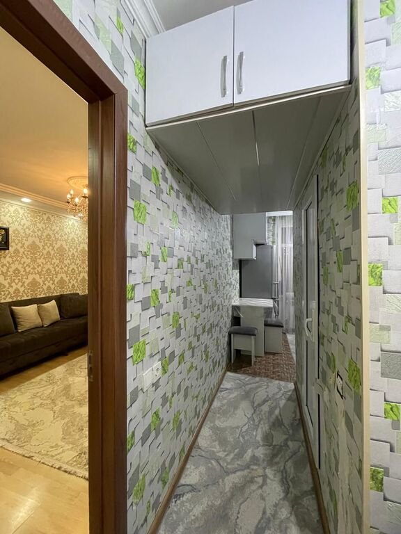 Satılır 2 otaqlı köhnə tikili, 52 m², Qara Qarayev m.-5