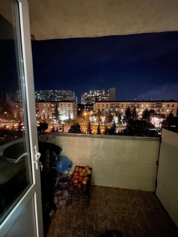 Satılır 2 otaqlı köhnə tikili, 52 m², Qara Qarayev m.-9