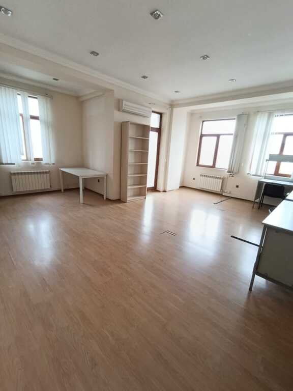 Satılır 4 otaqlı yeni tikili, 130 m², Nəsimi-13
