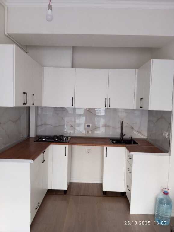 Kirayə verilir 2 otaqlı yeni tikili, 48 m², İnşaatçılar m.-2