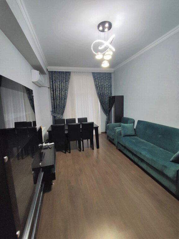 Satılır 4 otaqlı yeni tikili, 120 m², İnşaatçılar m.-1