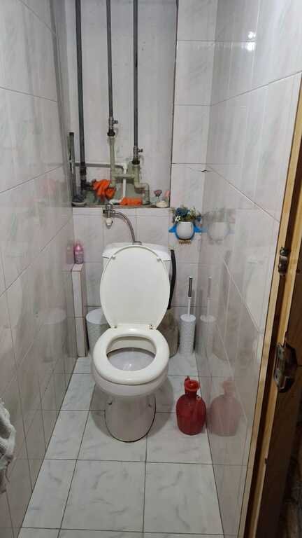Satılır 3 otaqlı köhnə tikili, 90 m², Xalqlar dostluğu m.-10