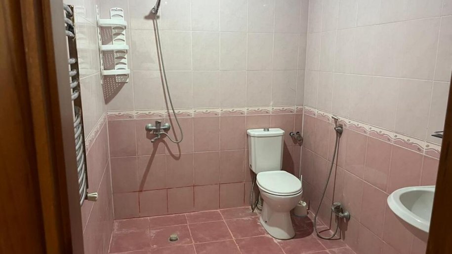Kirayə verilir 3 otaqlı yeni tikili, 120 m², 8 noyabr-6
