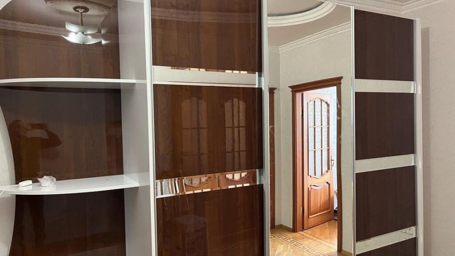 Kirayə verilir 3 otaqlı yeni tikili, 120 m², 8 noyabr-13