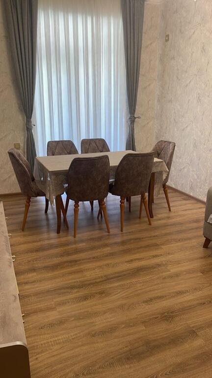Satılır 4 otaqlı yeni tikili, 120 m², İnşaatçılar m.-1