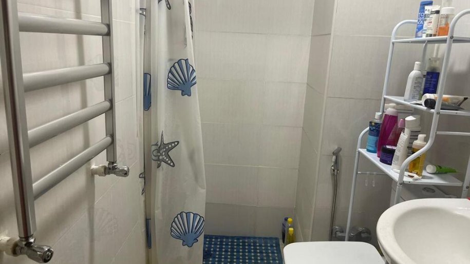 Satılır 4 otaqlı yeni tikili, 120 m², İnşaatçılar m.-10
