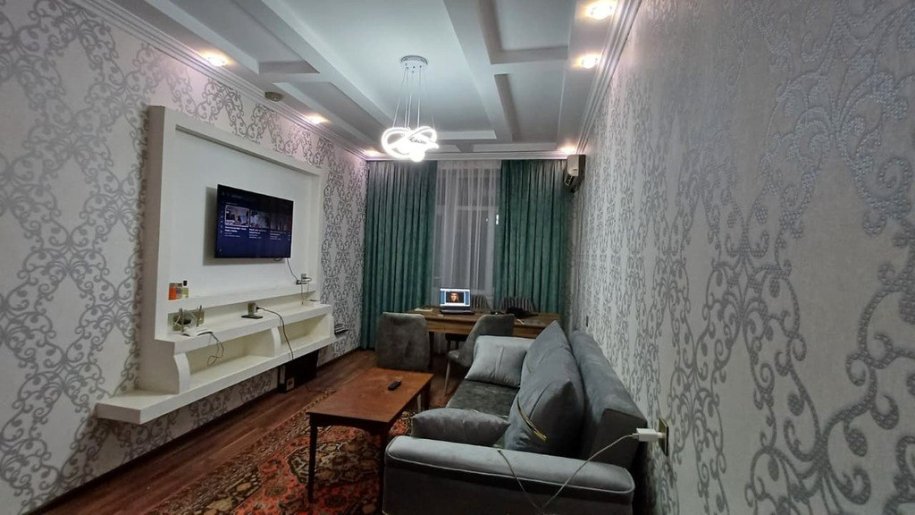 Kirayə verilir 3 otaqlı yeni tikili, 86 m², İnşaatçılar m.-1