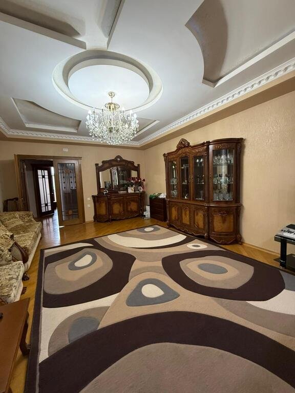 Satılır 3 otaqlı yeni tikili, 110 m², İnşaatçılar m.-2