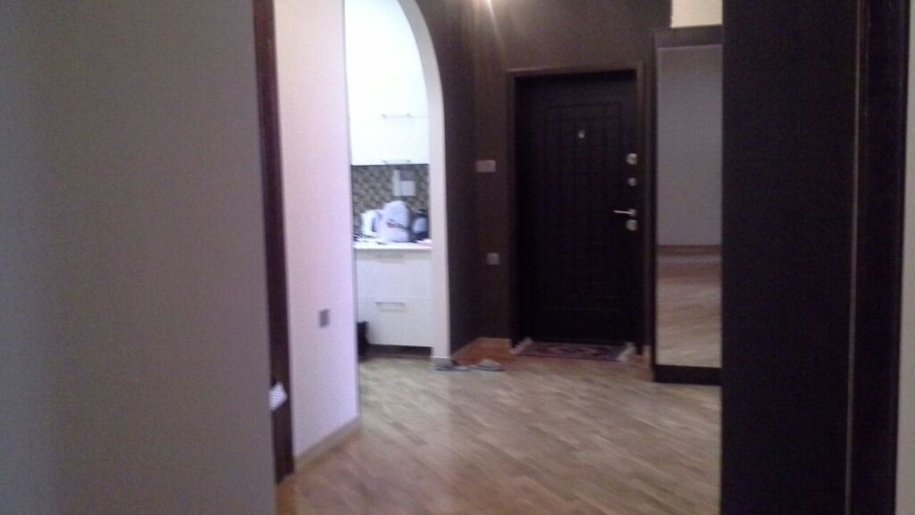 Kirayə verilir 3 otaqlı yeni tikili, 105 m², Elmlər Akademiyası m.-4
