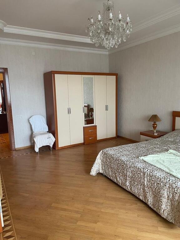 Kirayə verilir 3 otaqlı yeni tikili, 160 m², Nizami m.-8