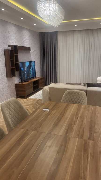 Kirayə verilir 2 otaqlı yeni tikili, 105 m², 8 noyabr-1