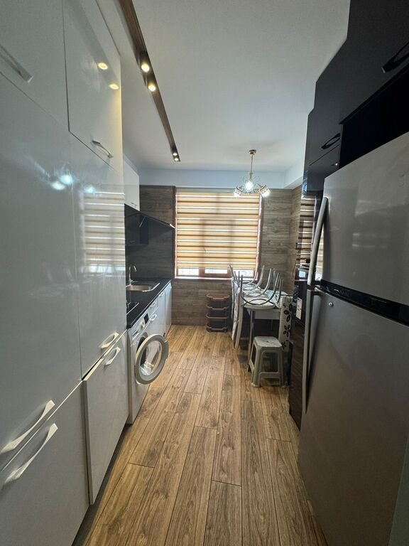 Kirayə verilir 3 otaqlı yeni tikili, 97 m², İnşaatçılar m.-6
