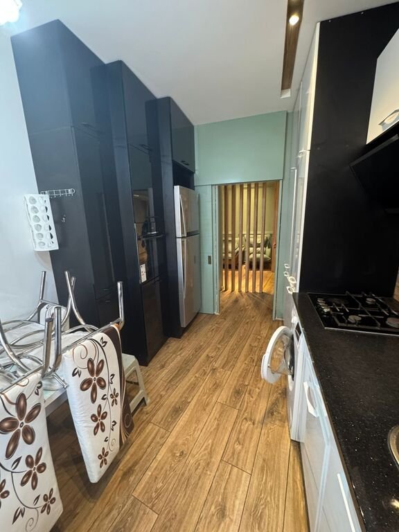 Kirayə verilir 3 otaqlı yeni tikili, 97 m², İnşaatçılar m.-7
