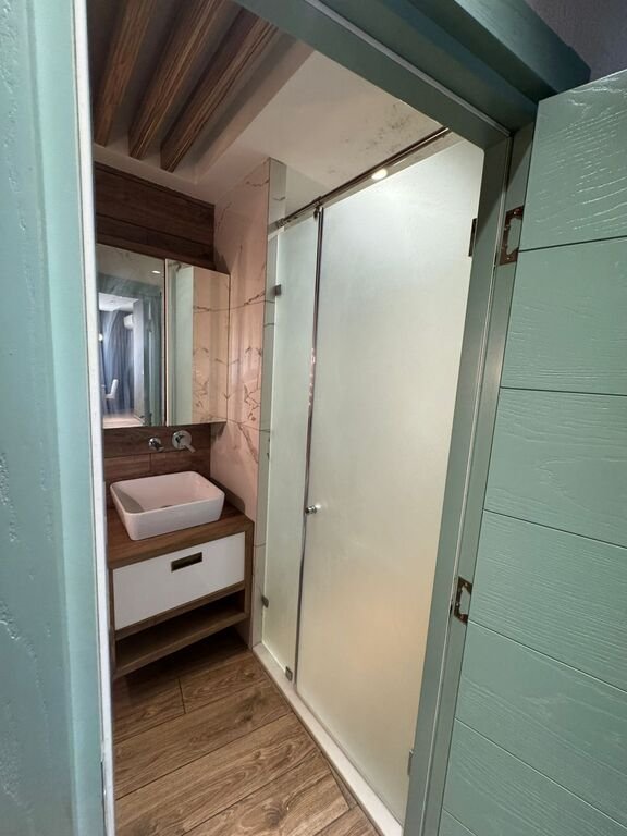 Kirayə verilir 3 otaqlı yeni tikili, 97 m², İnşaatçılar m.-12