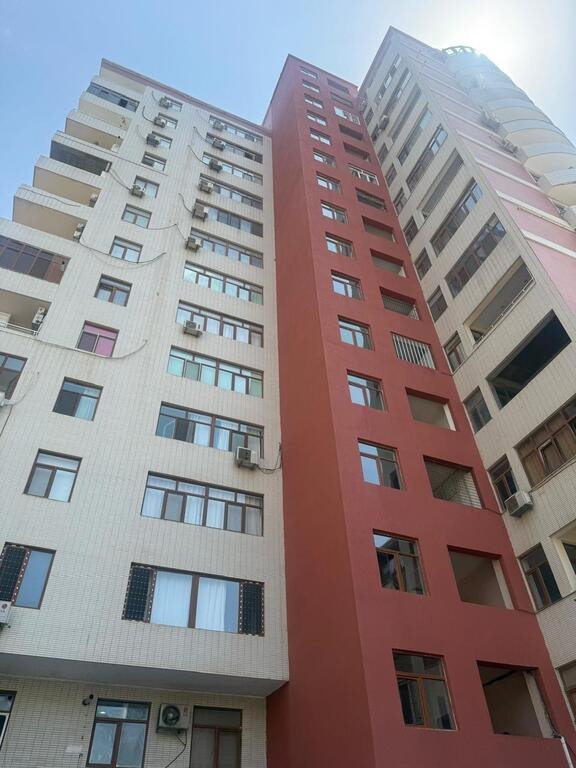 Kirayə verilir 3 otaqlı yeni tikili, 150 m², 28 May m.-5