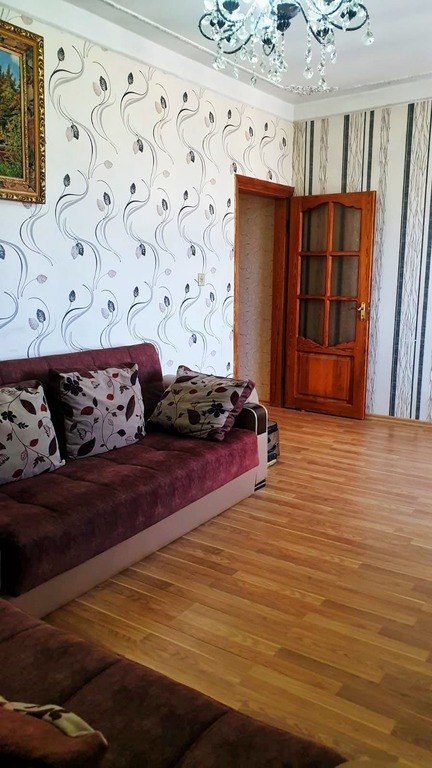 Satılır 2 otaqlı köhnə tikili, 32 m², İnşaatçılar m.-1