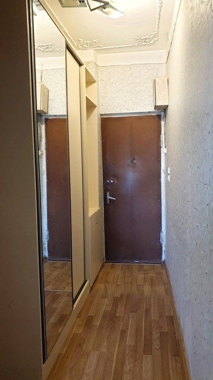 Satılır 2 otaqlı köhnə tikili, 32 m², İnşaatçılar m.-6