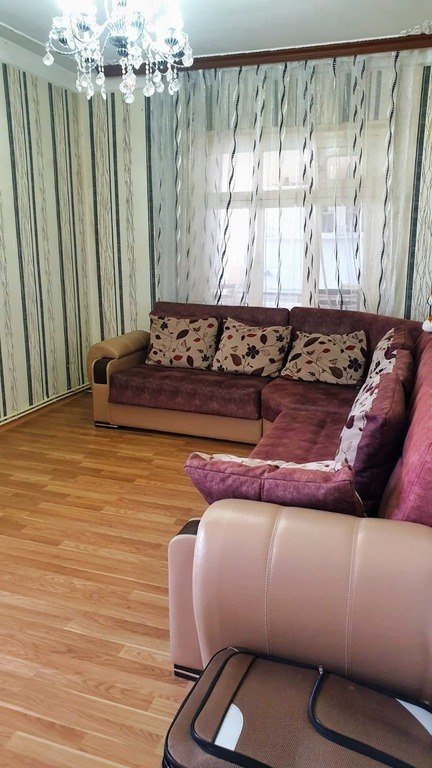 Satılır 2 otaqlı köhnə tikili, 32 m², İnşaatçılar m.-11
