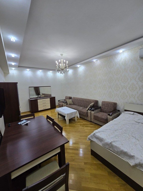 Kirayə verilir 2 otaqlı yeni tikili, 100 m², Elmlər Akademiyası m.-8