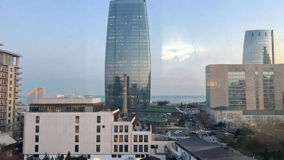 Satılır 3 otaqlı köhnə tikili, 105 m², Xətai m.-1