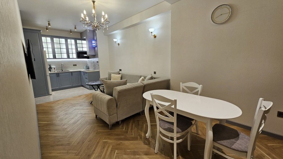 Kirayə verilir 2 otaqlı yeni tikili, 60 m², İçərişəhər m.-2