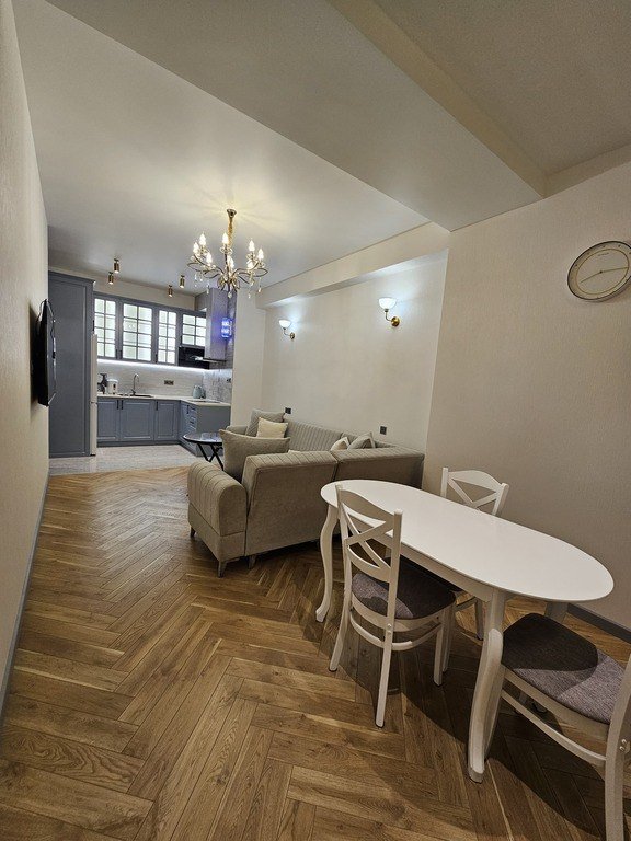 Kirayə verilir 2 otaqlı yeni tikili, 60 m², İçərişəhər m.-3