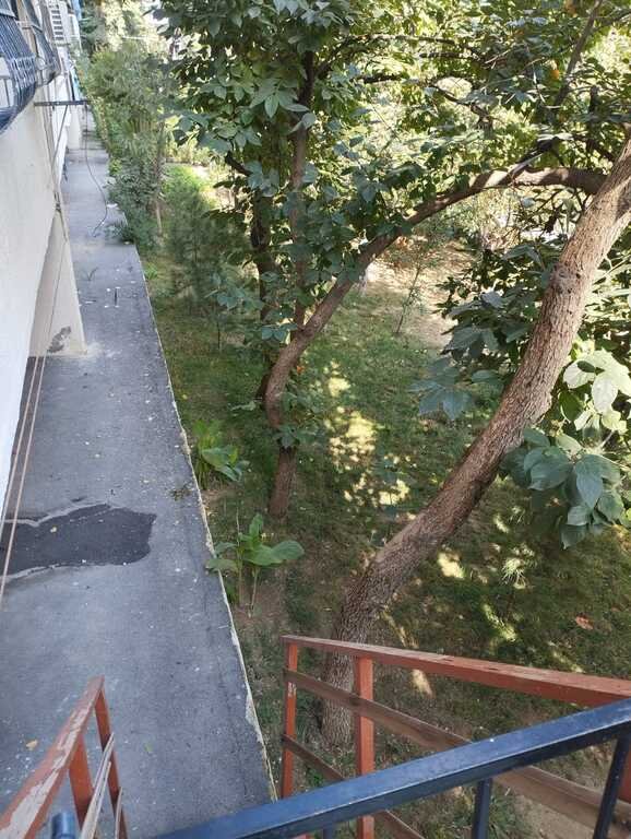 Kirayə verilir 4 otaqlı köhnə tikili, 110 m², İnşaatçılar m.-20