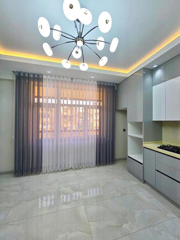 Satılır 3 otaqlı yeni tikili, 124 m², Azadlıq Prospekti m.-6