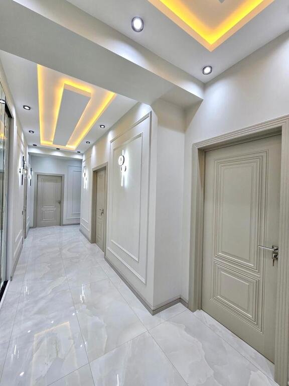 Satılır 3 otaqlı yeni tikili, 124 m², Azadlıq Prospekti m.-12