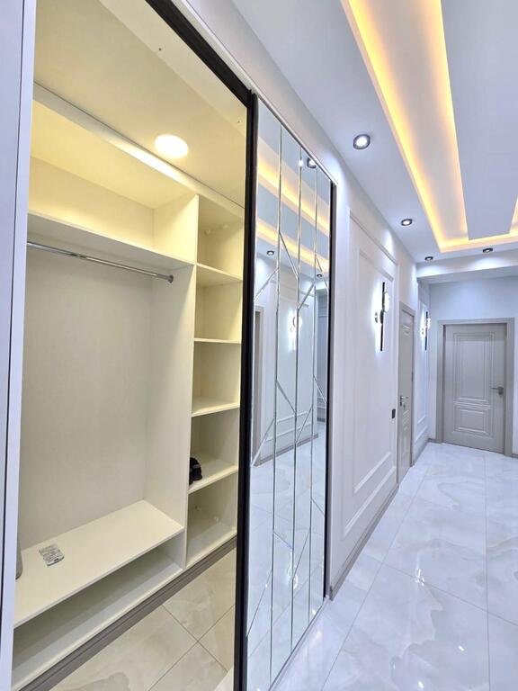 Satılır 3 otaqlı yeni tikili, 124 m², Azadlıq Prospekti m.-13