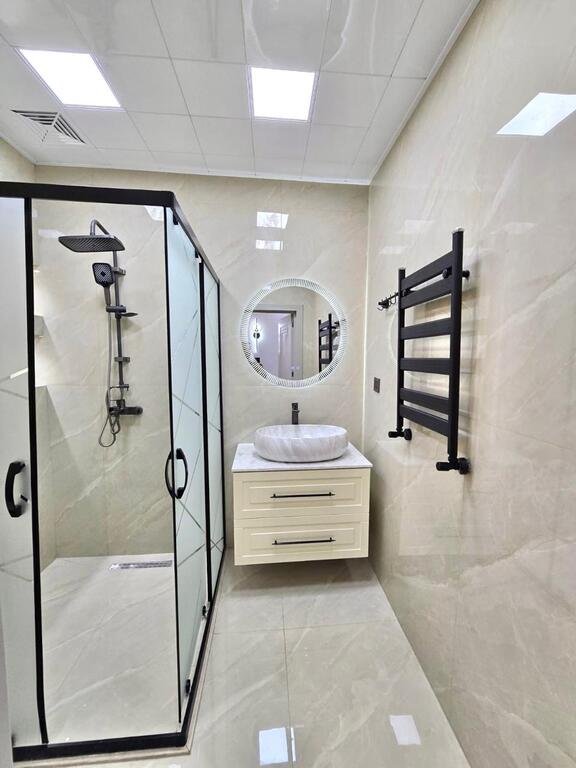 Satılır 3 otaqlı yeni tikili, 124 m², Azadlıq Prospekti m.-16
