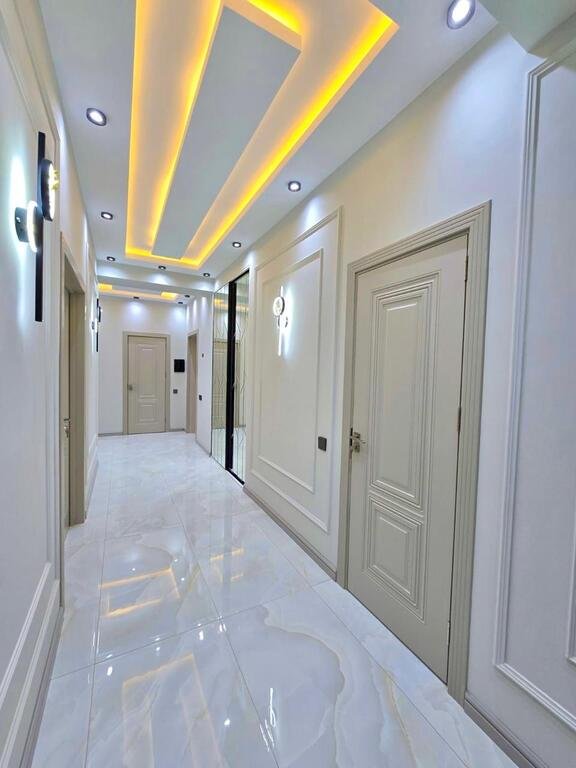 Satılır 3 otaqlı yeni tikili, 124 m², Azadlıq Prospekti m.-22