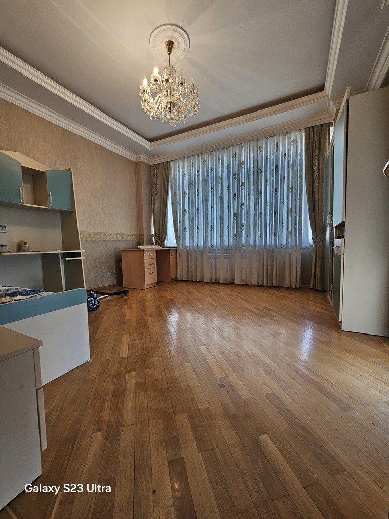 Satılır 3 otaqlı yeni tikili, 120 m², Elmlər Akademiyası m.-12