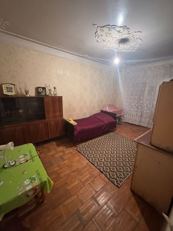 Kirayə verilir 4 otaqlı köhnə tikili, 100 m², Memar Əcəmi m.-4