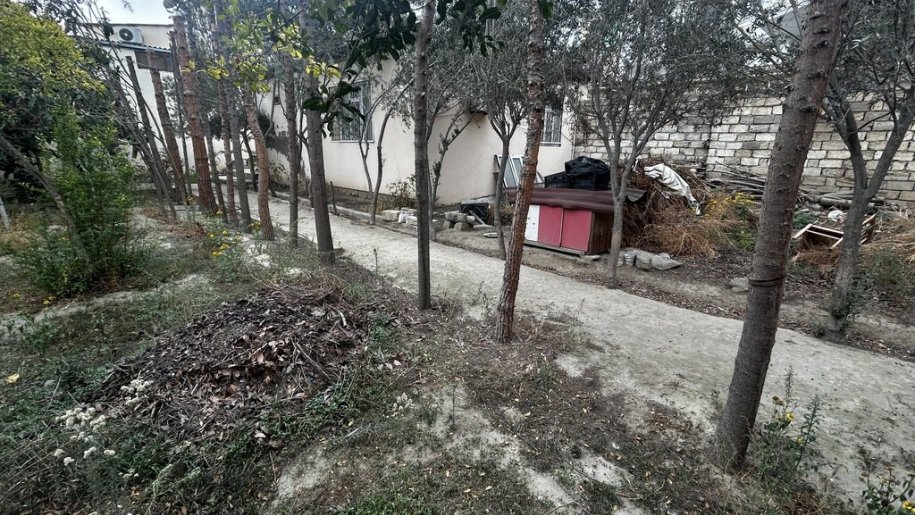 5 sot torpaq satılır, Badamdar-3