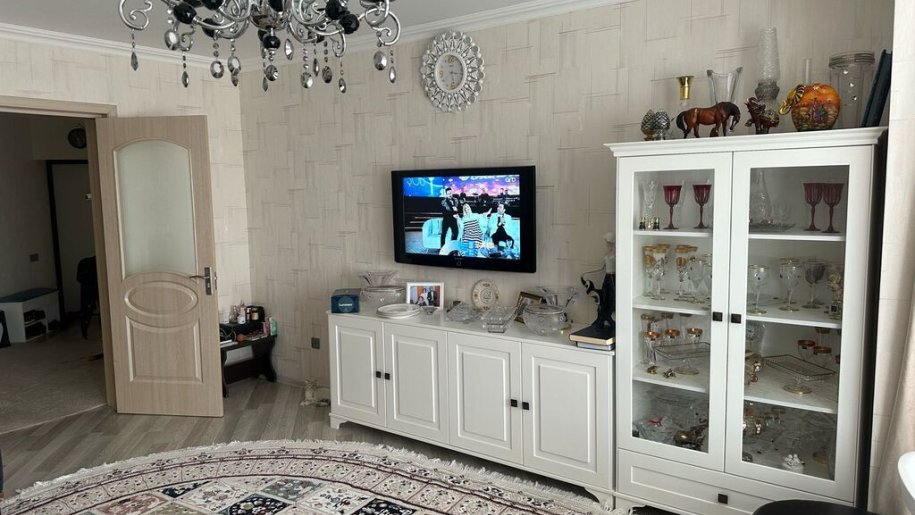 Satılır 3 otaqlı yeni tikili, 133 m², 8 noyabr-2
