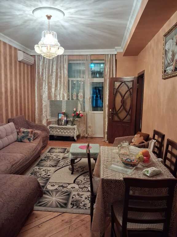Satılır 2 otaqlı yeni tikili, 68 m², İnşaatçılar m.-3