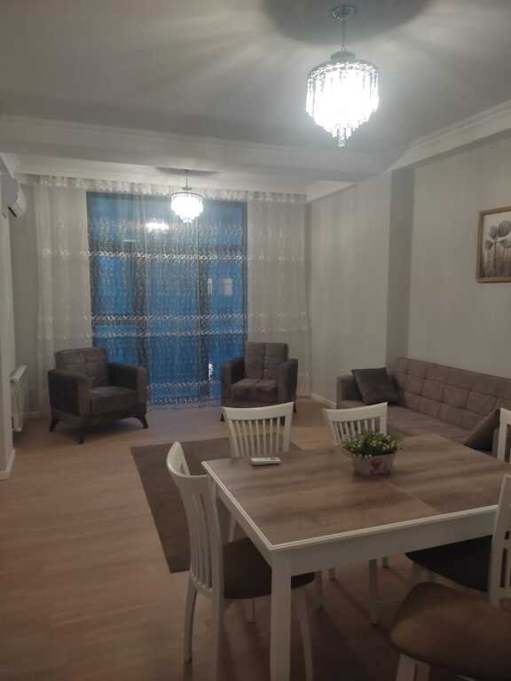 Kirayə verilir 2 otaqlı yeni tikili, 88 m², İçərişəhər m.-5