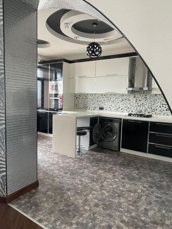 Satılır 3 otaqlı yeni tikili, 158 m², 8 noyabr-3