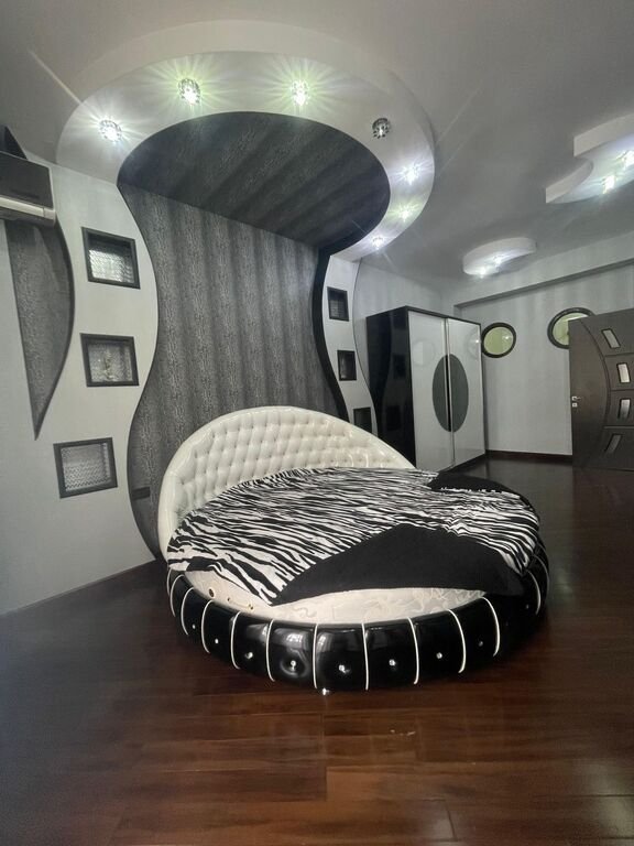 Satılır 3 otaqlı yeni tikili, 158 m², 8 noyabr-9