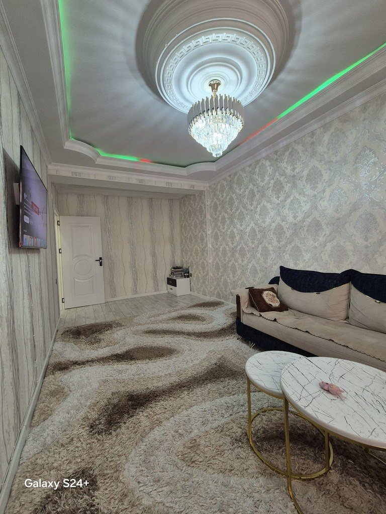 Satılır 2 otaqlı yeni tikili, 78 m², İnşaatçılar m.-2