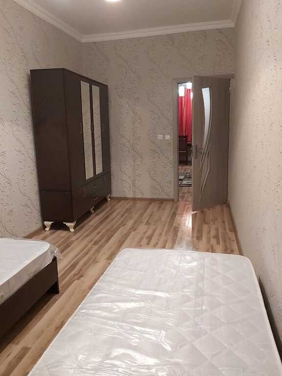 Satılır 2 otaqlı köhnə tikili, 58 m², Memar Əcəmi m.-5