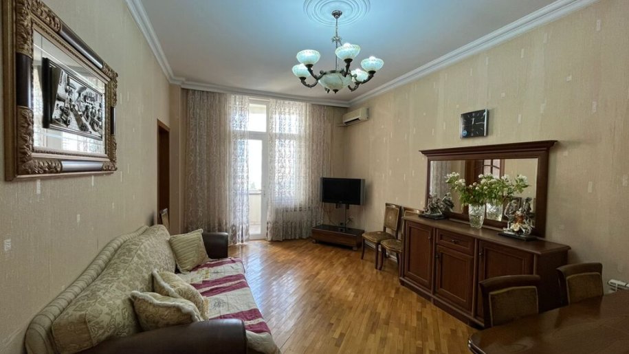 Satılır 2 otaqlı yeni tikili, 73 m², Elmlər Akademiyası m.-3