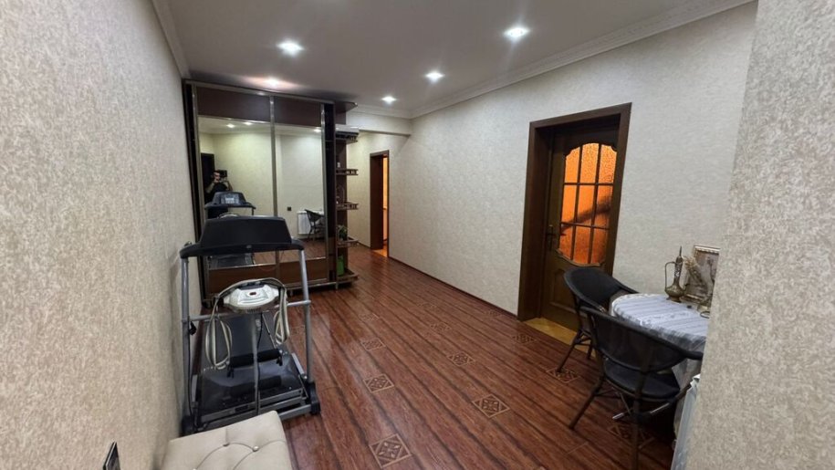 Satılır 3 otaqlı yeni tikili, 130 m², 8 noyabr-5