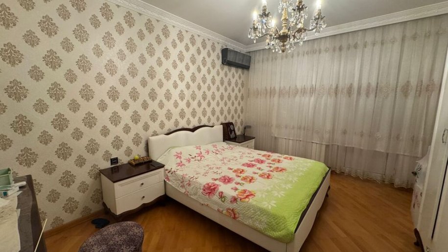 Satılır 3 otaqlı yeni tikili, 130 m², 8 noyabr-11