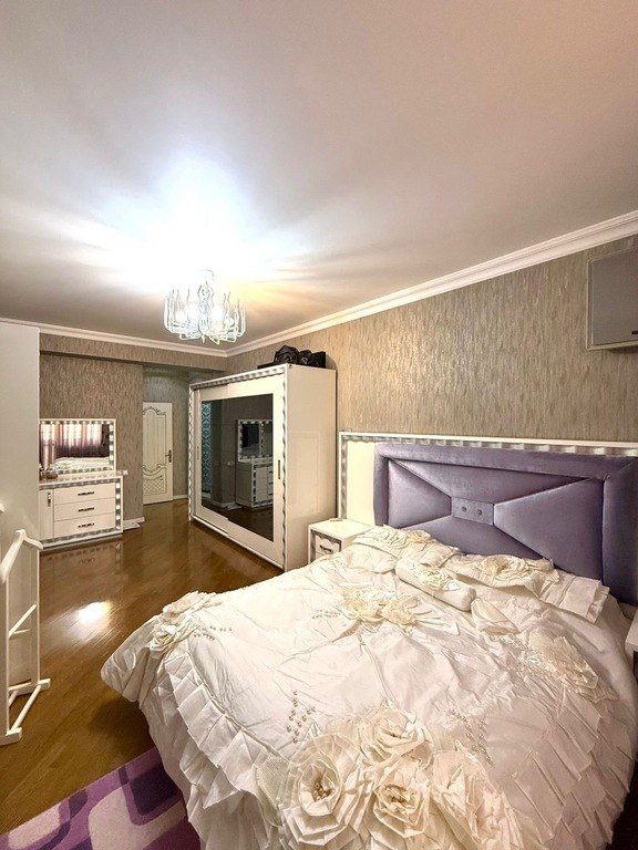 Satılır 5 otaqlı yeni tikili, 226 m², Xətai m.-13