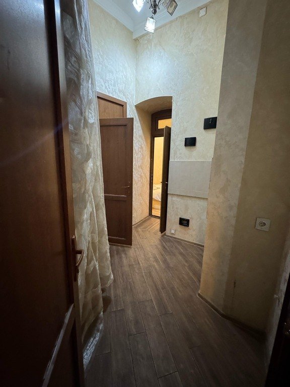 Kirayə verilir 4 otaqlı köhnə tikili, 110 m², Sahil m.-11