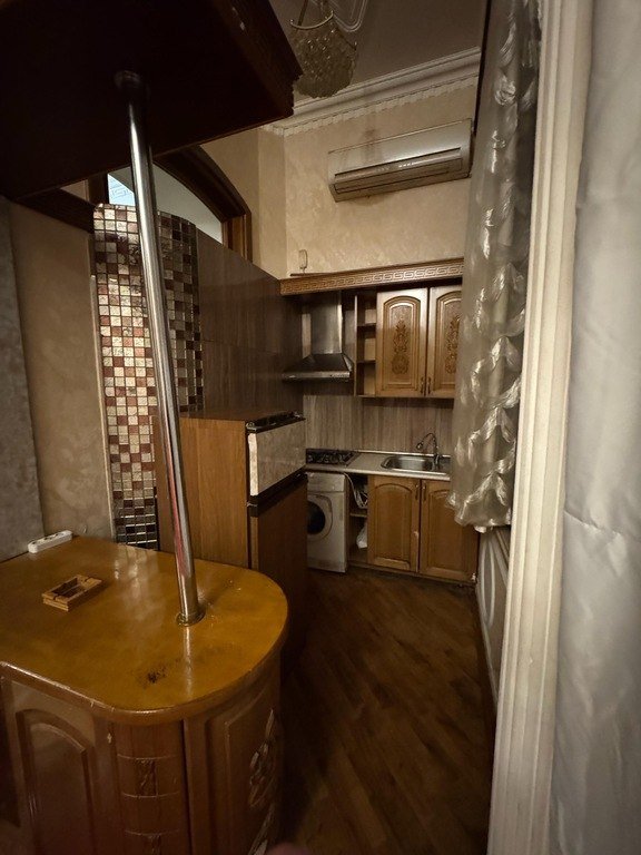 Kirayə verilir 4 otaqlı köhnə tikili, 110 m², Sahil m.-15