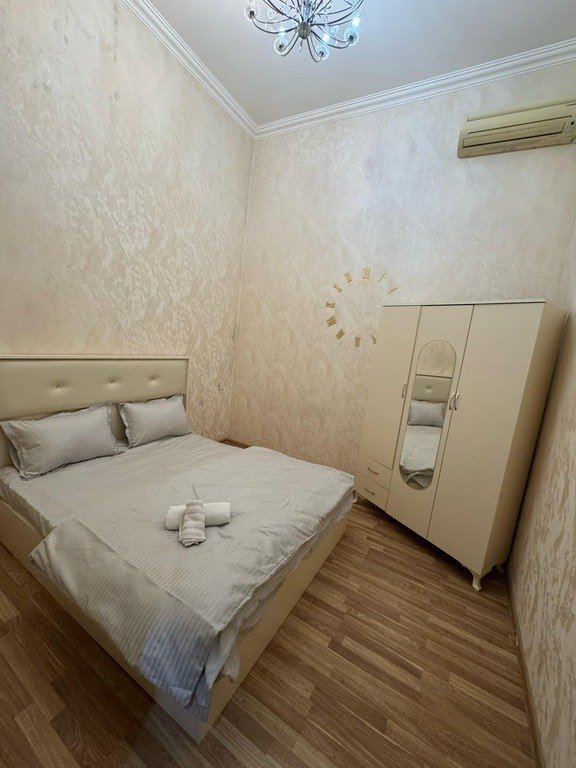 Kirayə verilir 4 otaqlı köhnə tikili, 110 m², Sahil m.-20