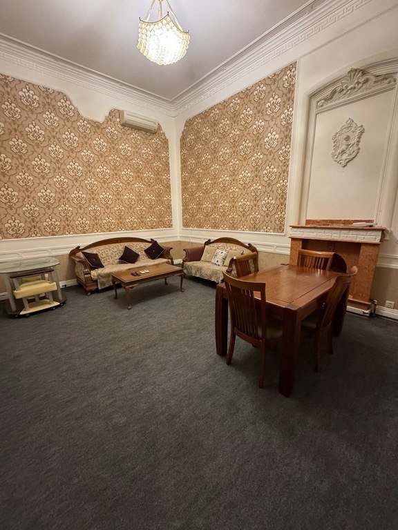 Kirayə verilir 4 otaqlı köhnə tikili, 110 m², Sahil m.-25